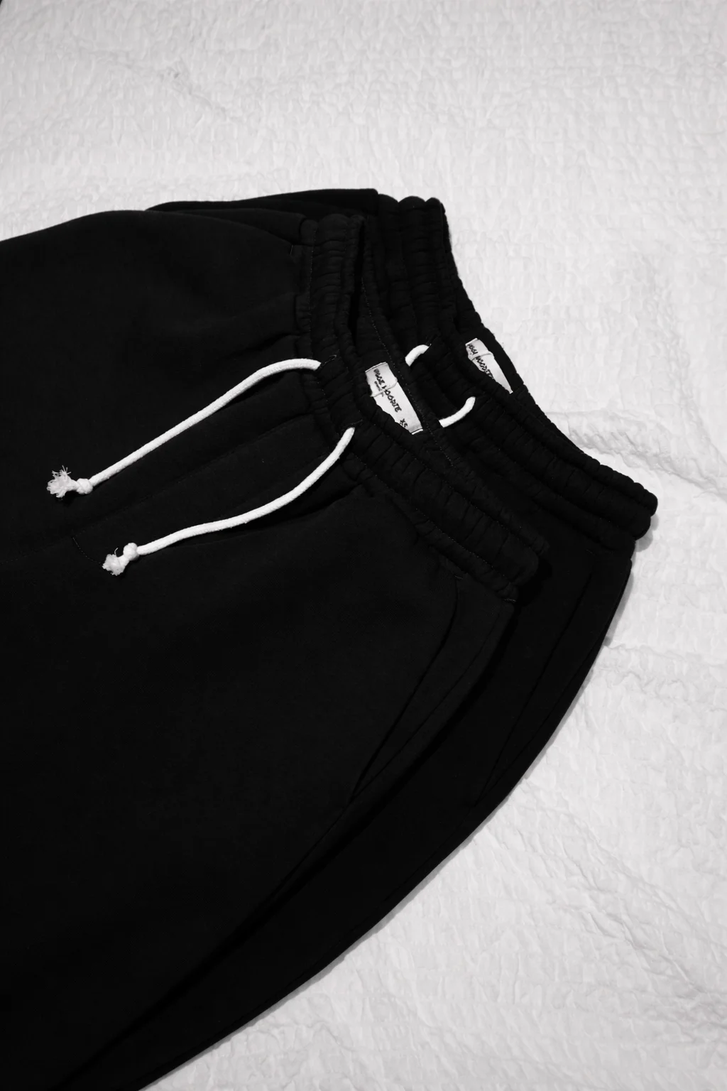 ДЖОГЕРИ IT'S BASIC УНІСЕКС БЕЗ ФЛІСУ, ЧОРНІ